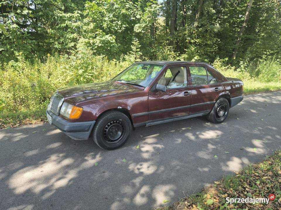 Mercdes w124 20b 1985 manualna podkarpackie Lubaczów