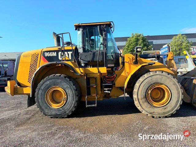 Ladowarka kolowa Caterpillar Rok produkcji 2020 Warszawa