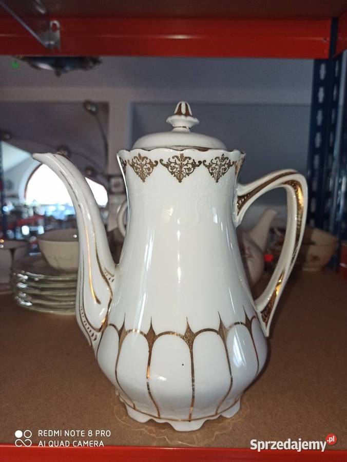 Dzbanek C T Ze złotymi paseczkami
Syg z lat 1909 Gdańsk