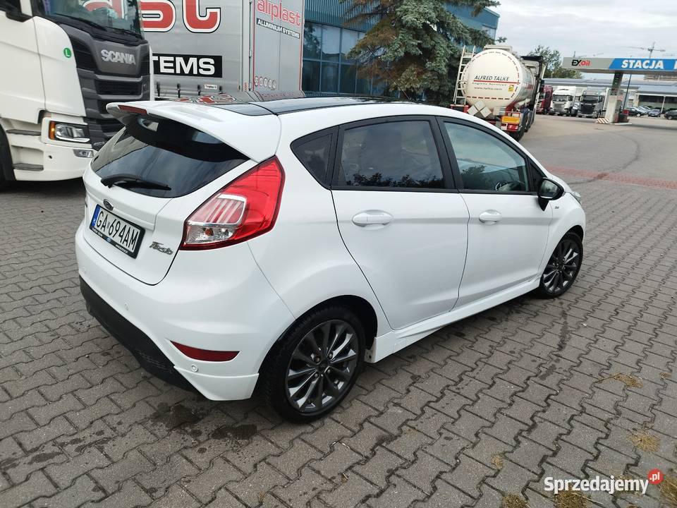 Ford Fiesta STline salon Polska niski przebieg MP3 lubelskie Lublin