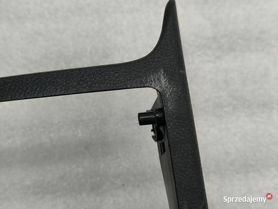 RAMKA OSŁONA TUNELU SKODA OCTAVIA II 1Z0857289A Osłony i zaślepki