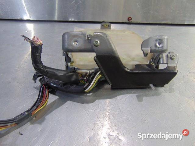 8966113080 KOMPUTER SILNIKA COROLLA VERSO 18 osobowe