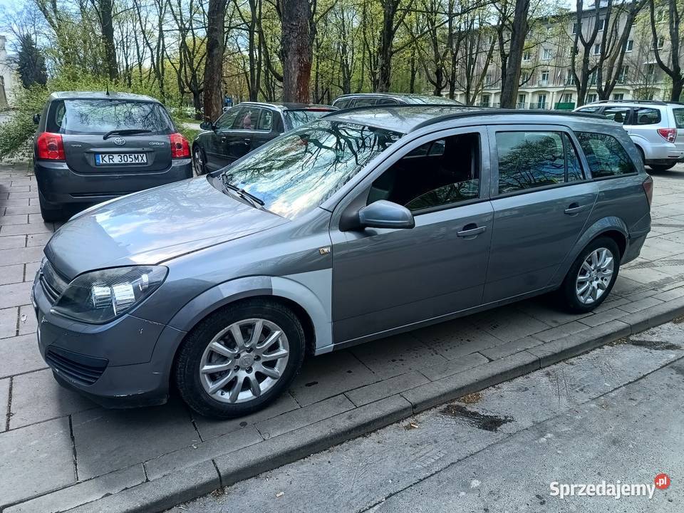 Opel astra kombi 17 sprawne jeżdżące 3700km Kraków sprzedam