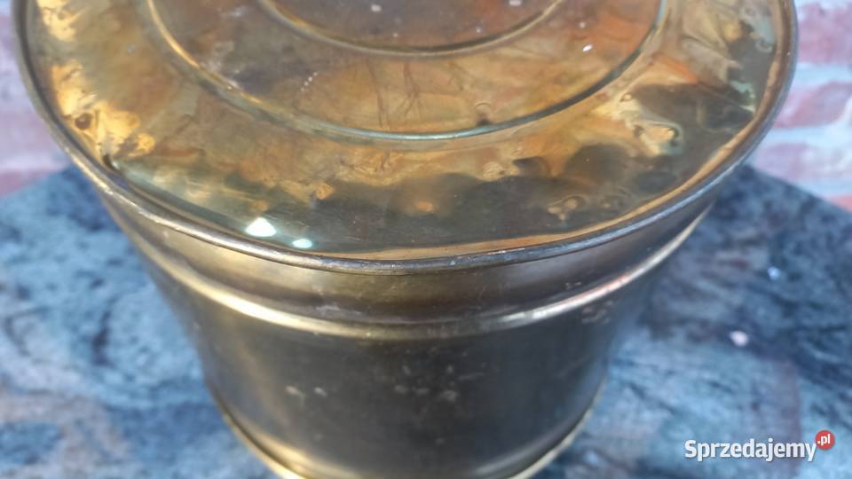 Garnek metalowy antyczny z uchwytem Doniczka Gawroniec