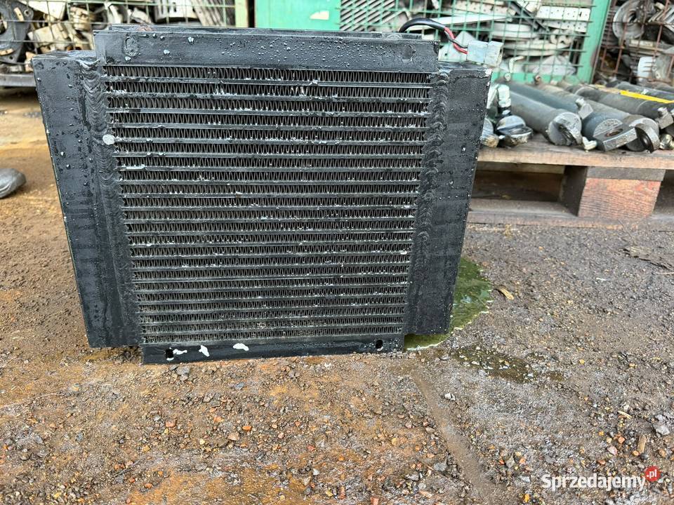 Chłodnica oleju z wentylatorem elektrycznym SPAL Antonie