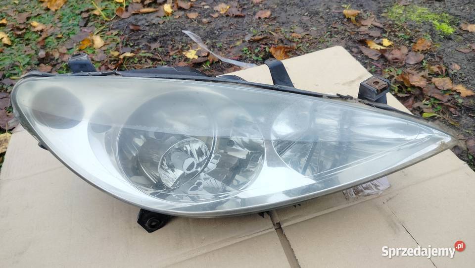 Lampa reflektor przedni Peugeot 307 Bydgoszcz