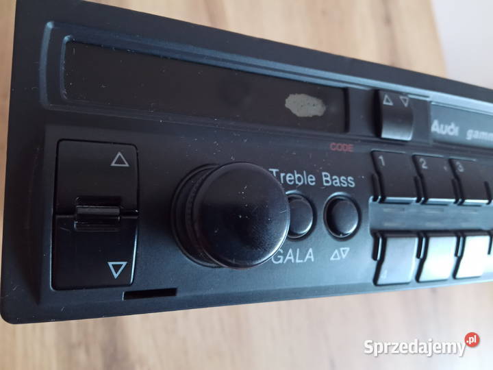 Radio Audi Gamma CC 22 Grundig 4D0035186 osobowe Dębica