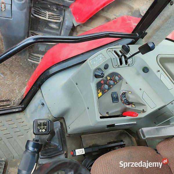 Massey Ferguson 6170 Różyny