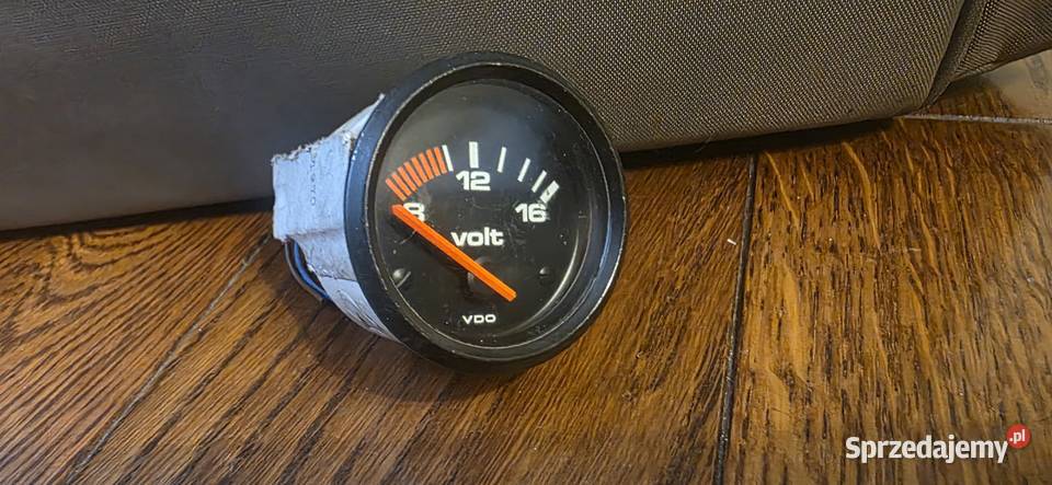 Woltomierz VDO 52mm audi vw 1985