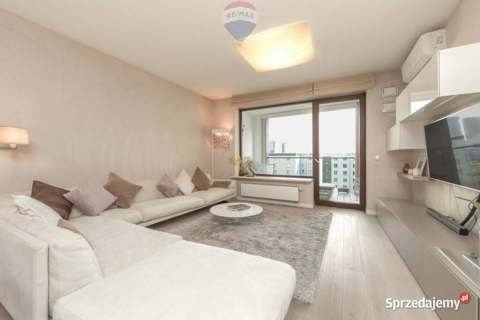 Top 12m2 loggia klima 100m do metra garaż Warszawa