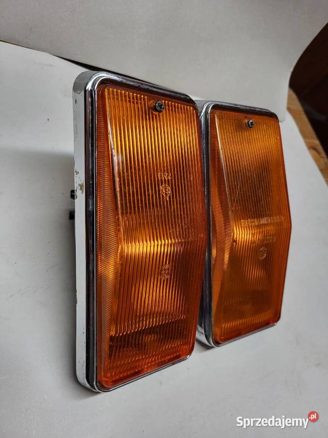 Fiat 125 1300 Autosan lampa kierunkowskaz lampy