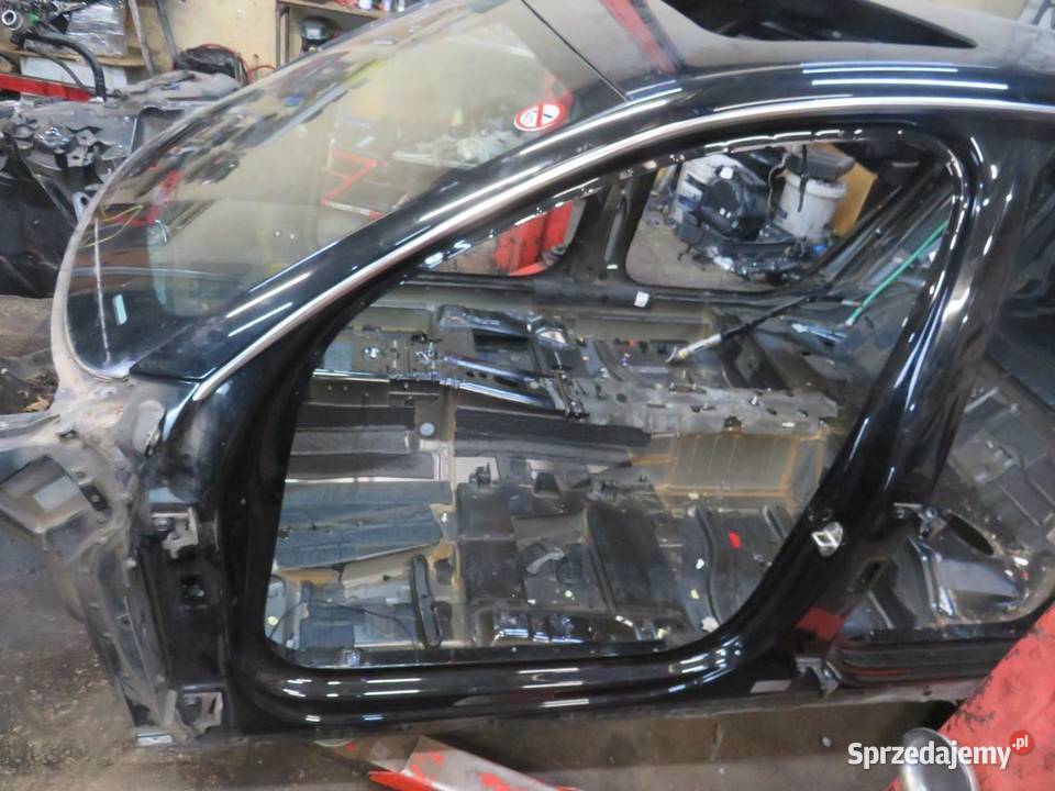 PRÓG SŁUPEK LEWY BOK LONG AUDI A8 D4