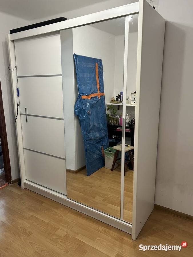 szafa duża biała z lustrem