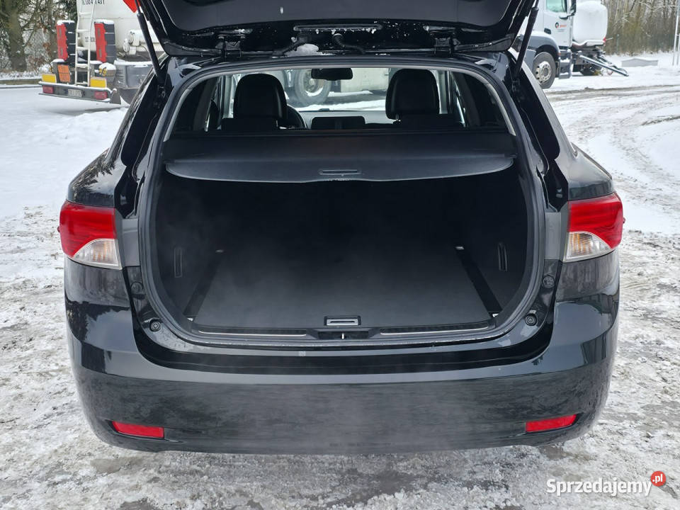 Toyota Avensis 18 Benzyna Serwisowany Gwarancja Piekoszów