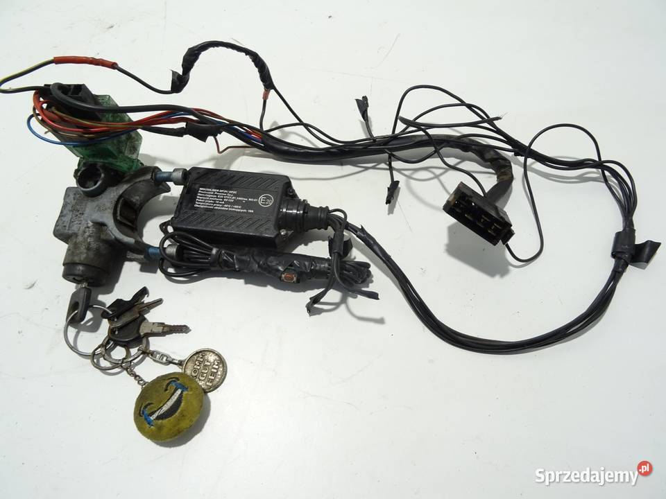 STACYJKA MERCEDES N 296001 KLUCZYK