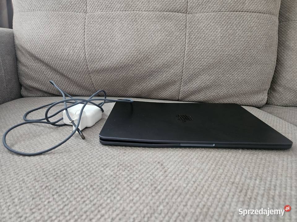 Sprzedam Apple MacBook Air M4 136 mazowieckie