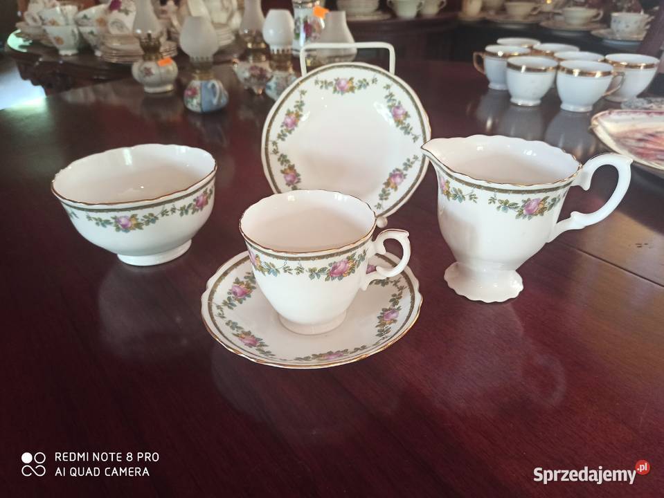 Filiżanka z talerzykiem deserowym
Made in pomorskie