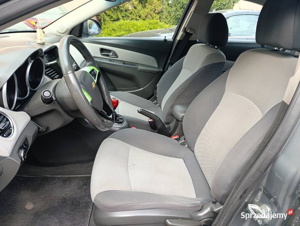 Chevrolet Crue 16 benzyna 2010r sedan 1600cm3 Lgota-Mokrzesz