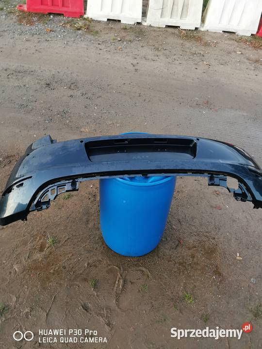 Volkswagen GOLF VII 5G6807421E zderzak tylny Luzino