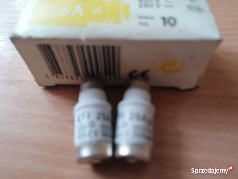 Wkładka topikowa bezpiecznik D02 25A 400VSztuk Łódź