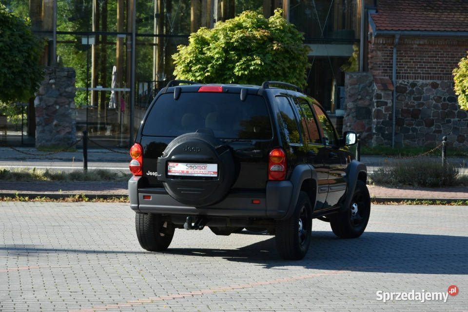 Jeep Cherokee KJ 24 147 Manual GAZ XII2004r garażowany sprzedam