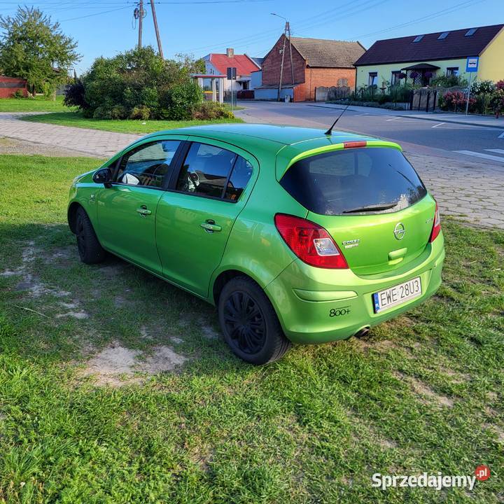 Opel Corsa D 12 benzyna łódzkie