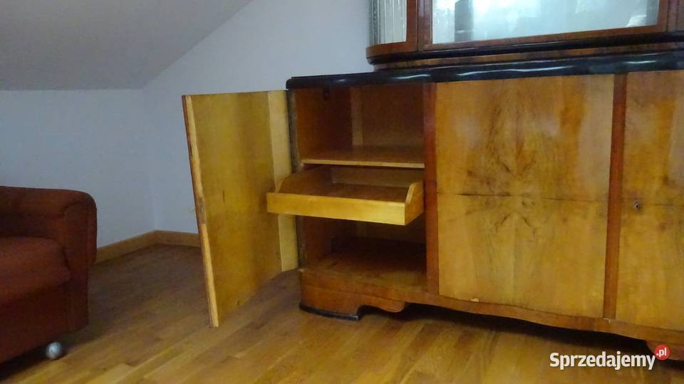 Kredens pokojowy art deco śląskie