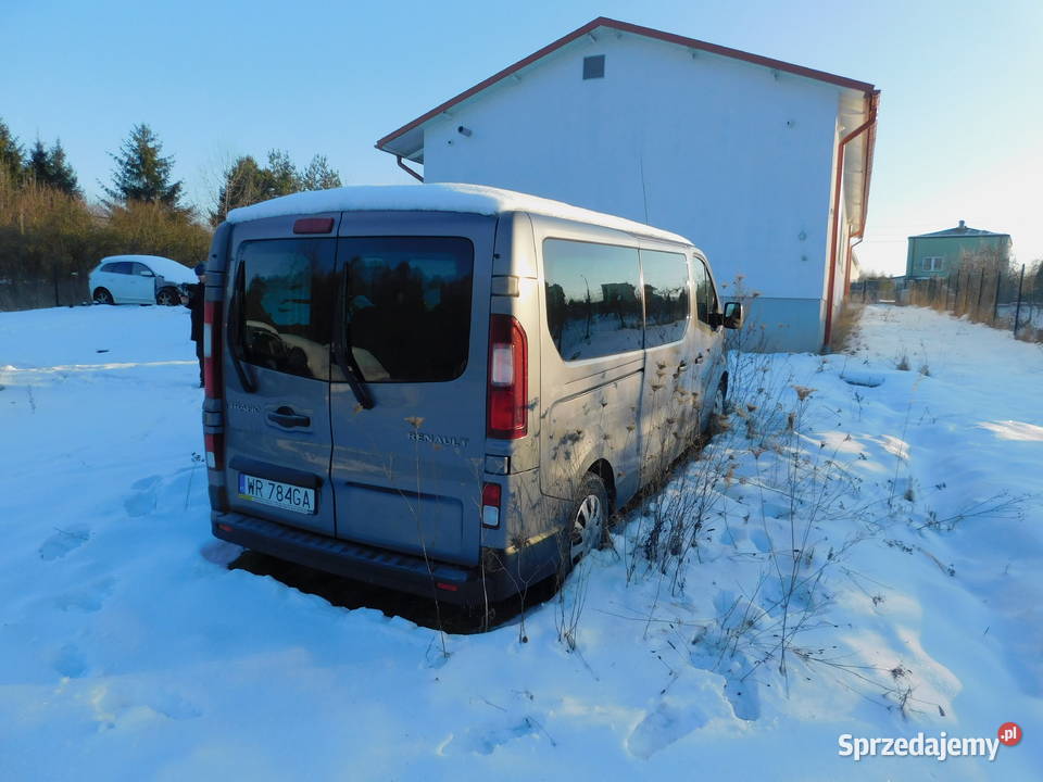 Syndyk sprzeda Renault Trafic 2017 r 1598cm3