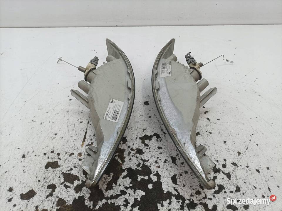 KIERUNKOWSKAZ PRZÓD KOMPLET 8200154928 91169314