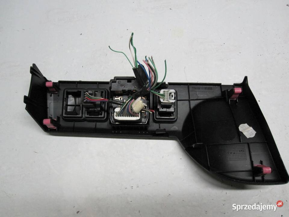 TOYOTA AVENSIS T27 III 10r panel przycisków