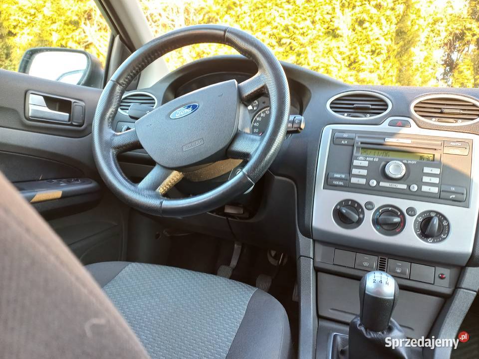 FORD FOCUS 16 MAŁY PRZEBIEG