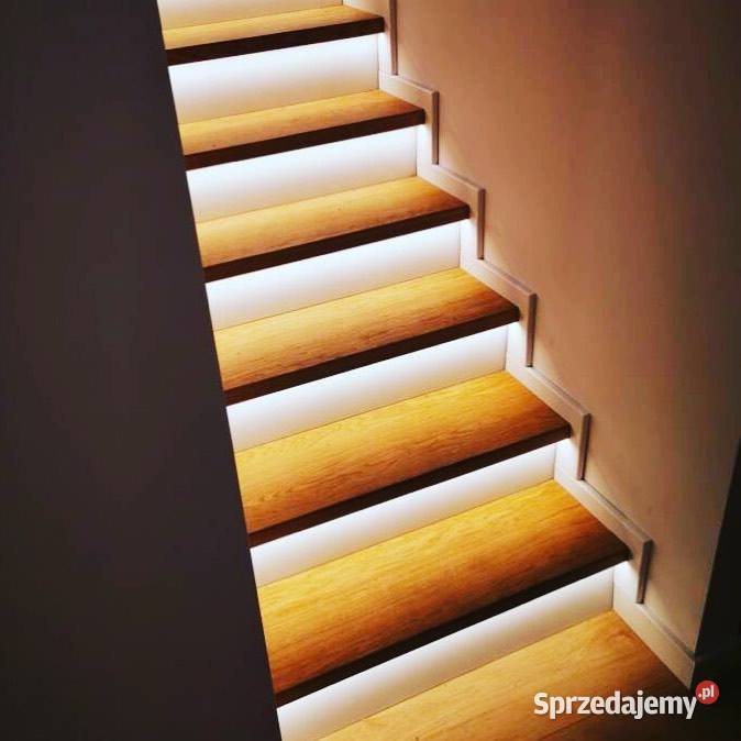 SCHODY DREWNIANE na beton LED dębowe MONTAŻ