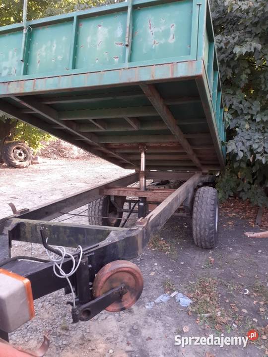 Przyczepa wywrotka jednoosiowa Bzowiec