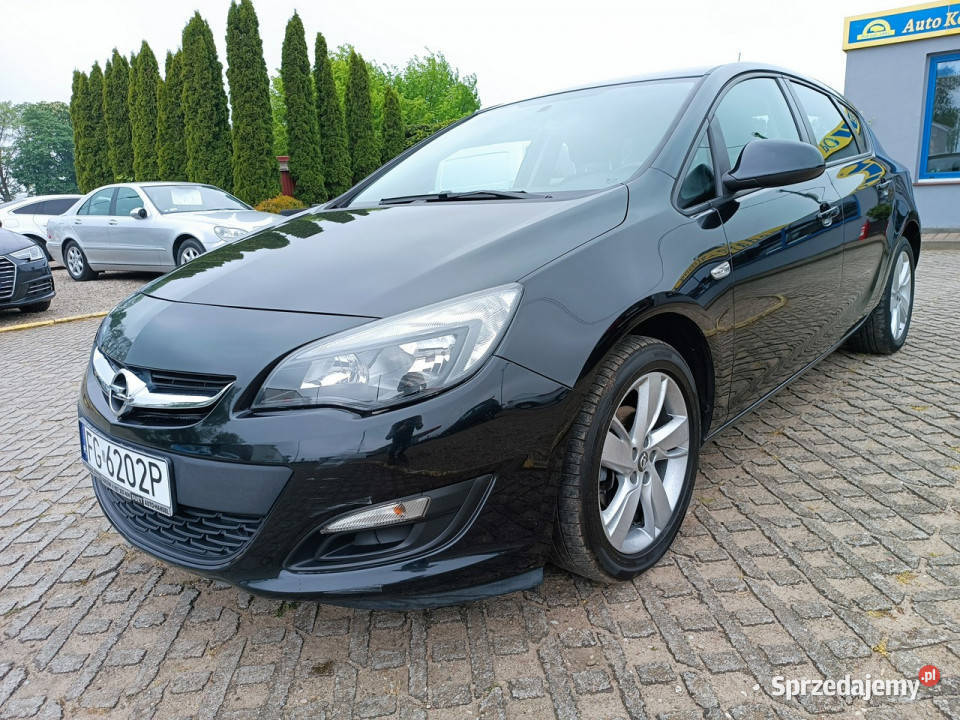 Opel Astra 1,4 benzyna 120KM zarejestrowany J (2009-2019)