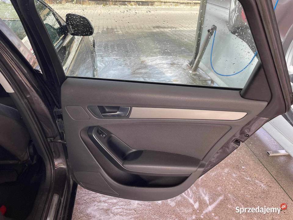 Sprzedam Audi A4 b8 kombi 136 koni A4 Wieluń