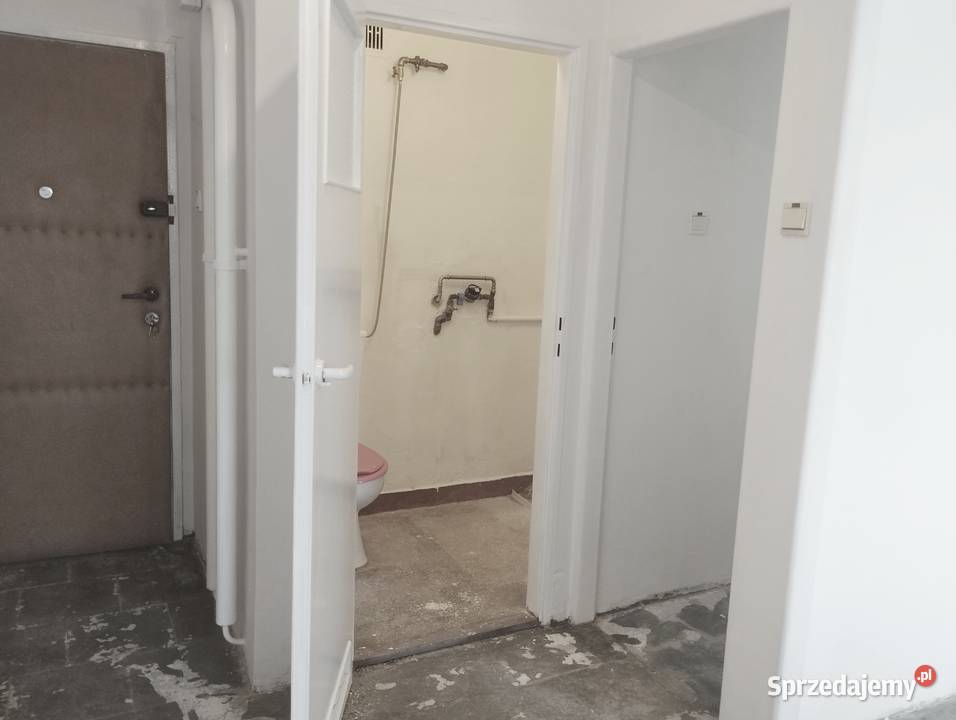 Sprzedam mieszkanie KrakówDąbie świetna piwnica Kraków
