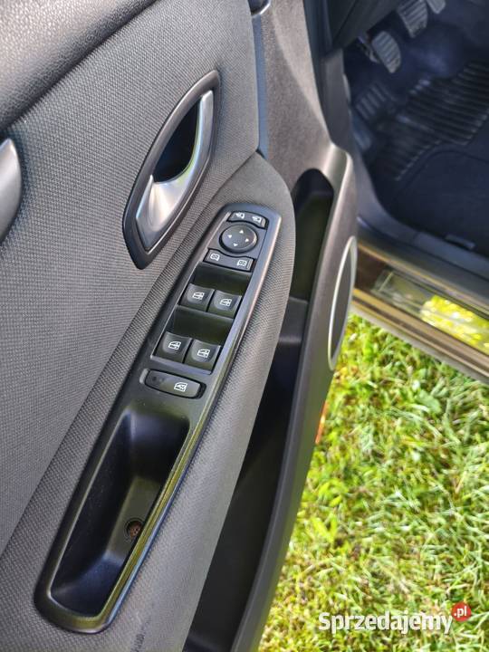 Sprzedam renault grand scenic Rok produkcji 2009 świętokrzyskie Nowy Dziebałtów