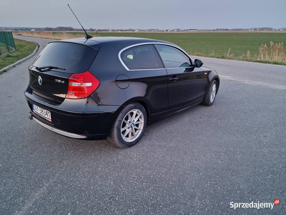 BMW 118d 2010 zarejestrowany w Polsce Rok produkcji 2010 Nysa sprzedam