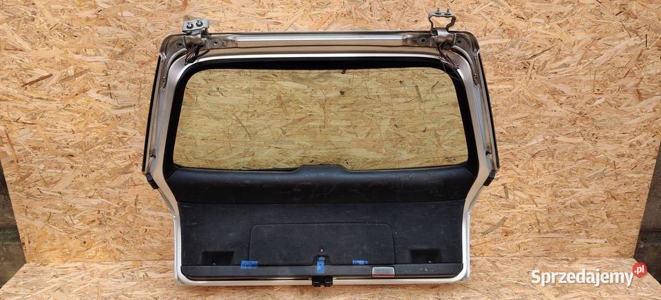 TYLNA KLAPA TYŁ AUDI A4 B6 MAŁYSZ KOMBI SREBRNA