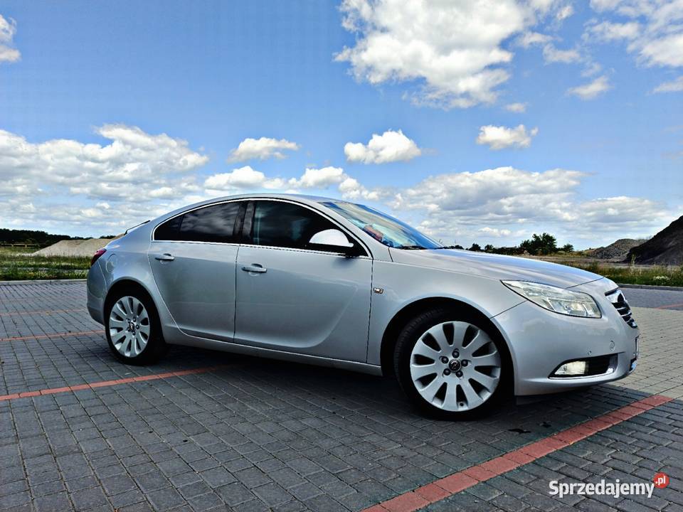ŚLICZNA INSIGNIA 20 CDTI BOGATA WERSJA Alu 19 Rok produkcji 2010 Kruszwica sprzedam