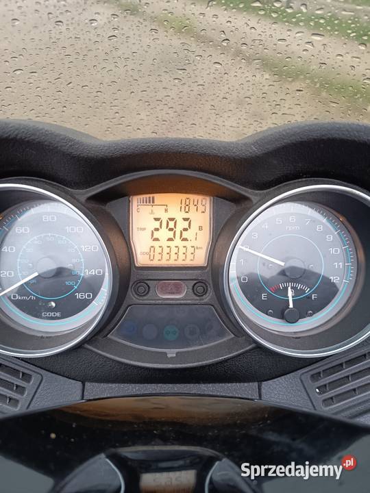 Skuter Piaggio Xevo 125 CC 2016 r czterosuwowy łódzkie Radomsko sprzedam