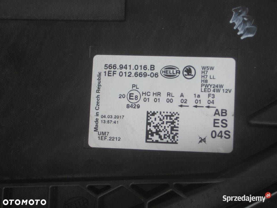 SKODA KODIAQ KODIAK LAMPA PRAWA ZWYKŁA Rakoniewice sprzedam