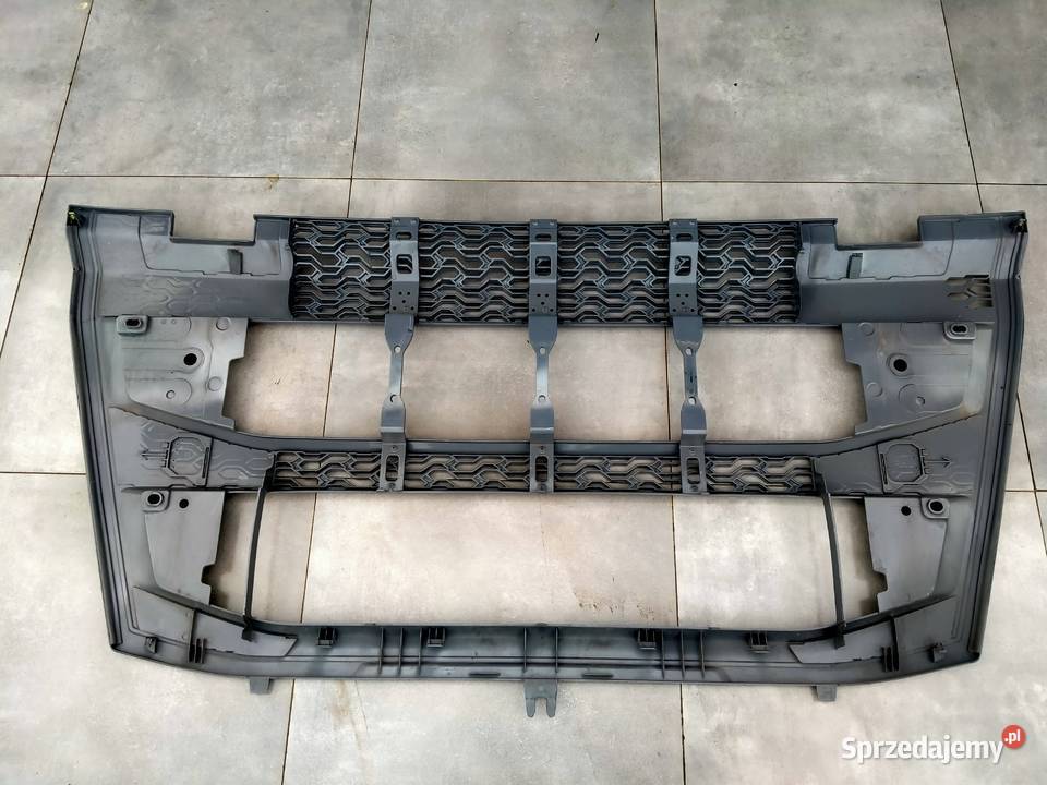 VOLVO FH5 GRILL ATRAPA MASKA 23512110 CAŁA NIE sprzedam