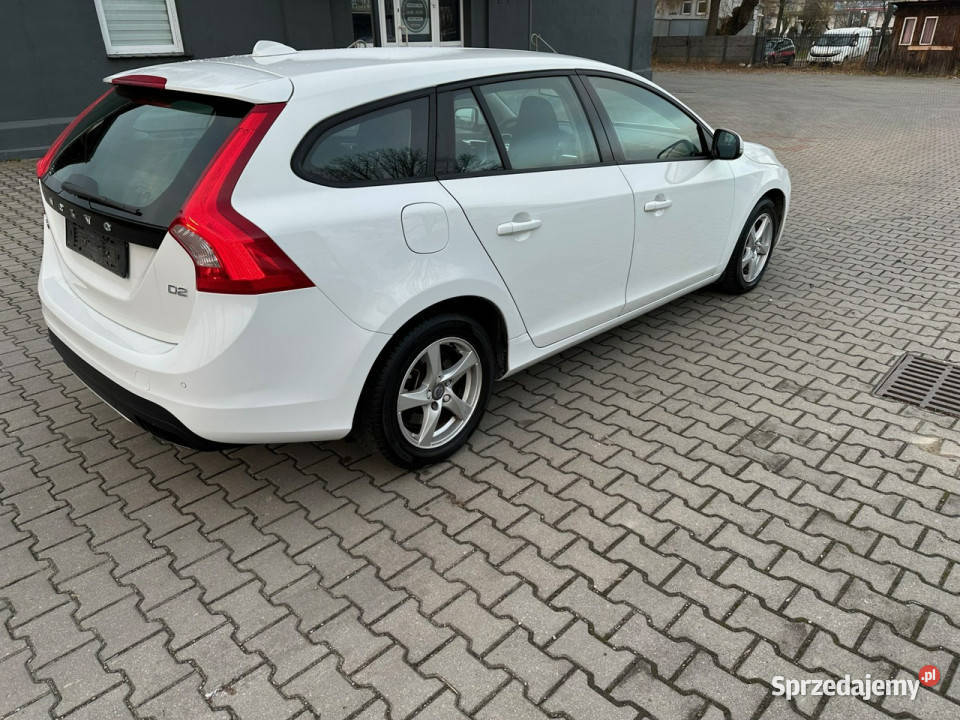 Volvo V60 20d120LIFTBOGATA NaviAlu17Super I elektrochrom. lusterka boczne świętokrzyskie Ostrowiec Świętokrzyski sprzedam