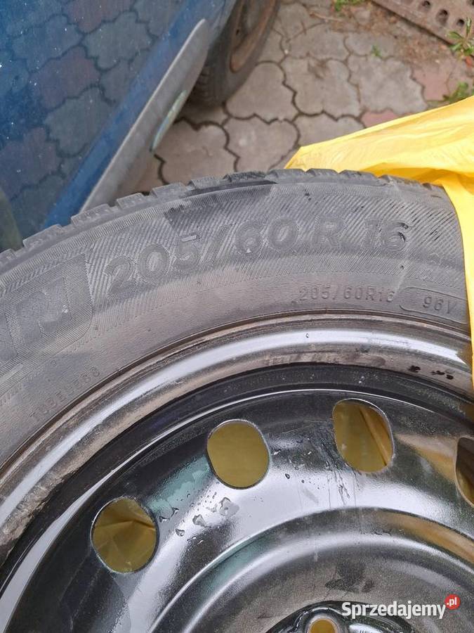 Peugeot 407 felgioponykołpaki szpilki komplet Chodzież