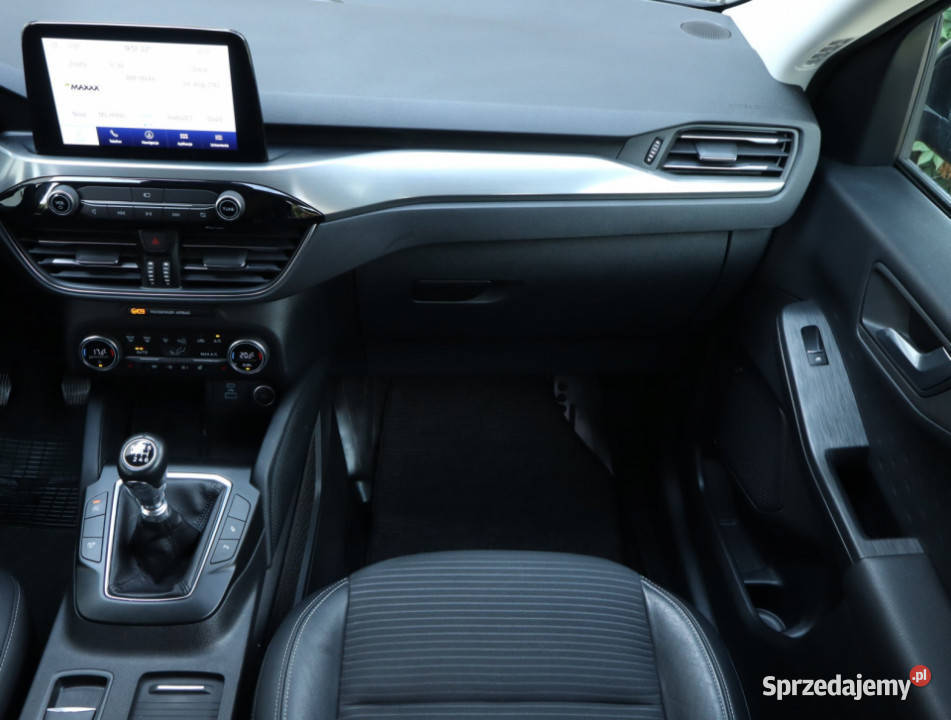 Ford Kuga 15 EcoBoost podgrzewane fotele Piaseczno