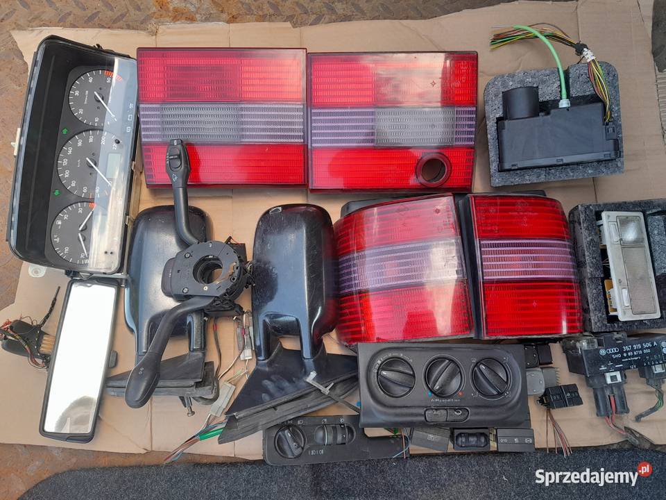 Vw passat b4 kombi lampa prawa lewa w klape osobowe podkarpackie Nisko sprzedam
