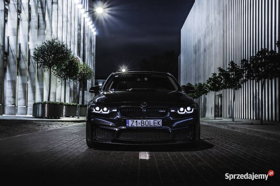 BMW F30 M3 STYLE Sedan Black Sapphire