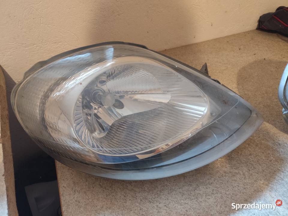 Sprzedam lampy przednie do NowanaMaster Trafić Rok produkcji 2005 Gniezno