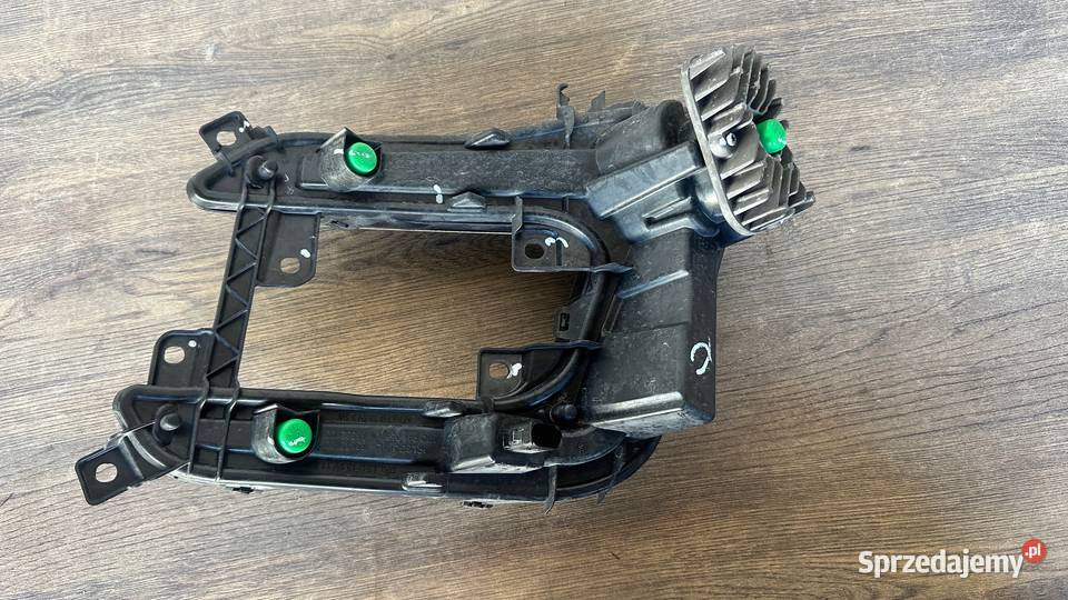 VW PASSAT B8 GTE HALOGEN DRL LEWY LAMPA Gorzów Wielkopolski